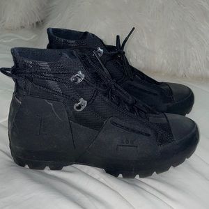 Converse Chuck Taylor All-Star Lugged Hi A-Cold-Wall Black